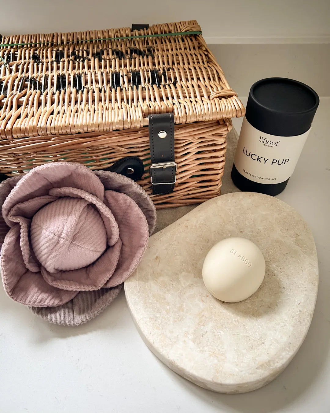 The Travel Hamper
