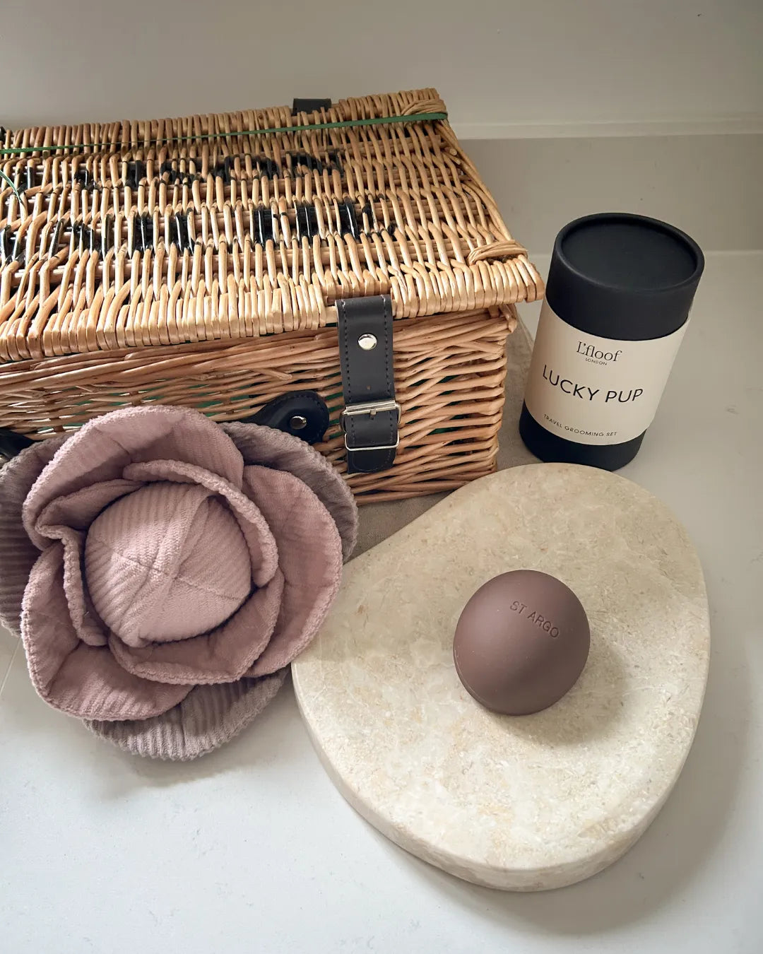 The Travel Hamper