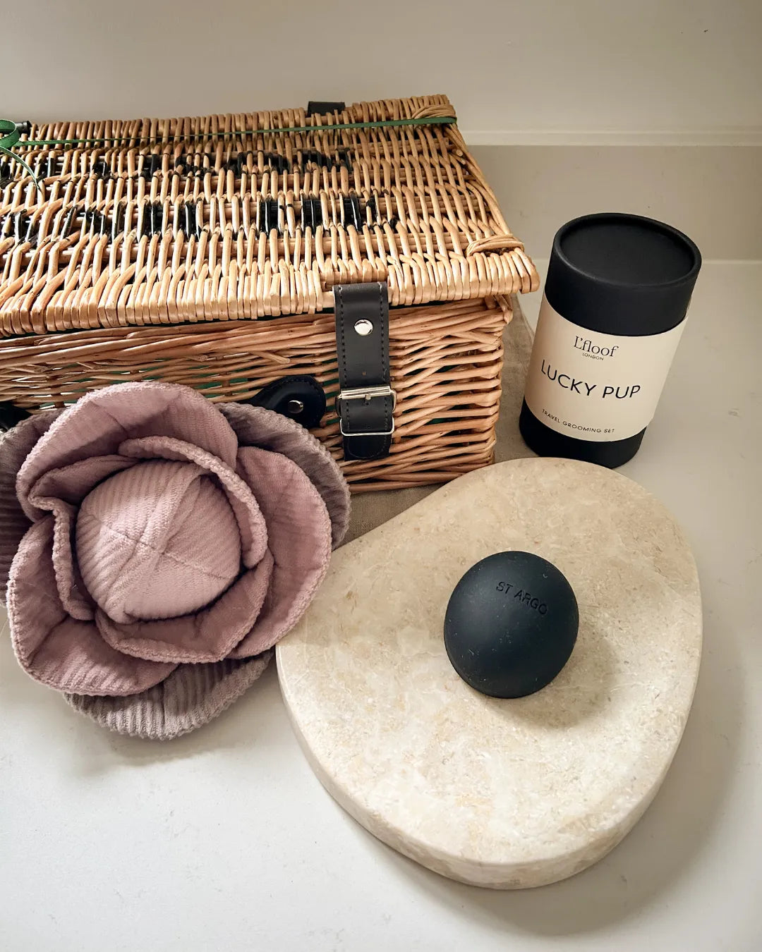 The Travel Hamper